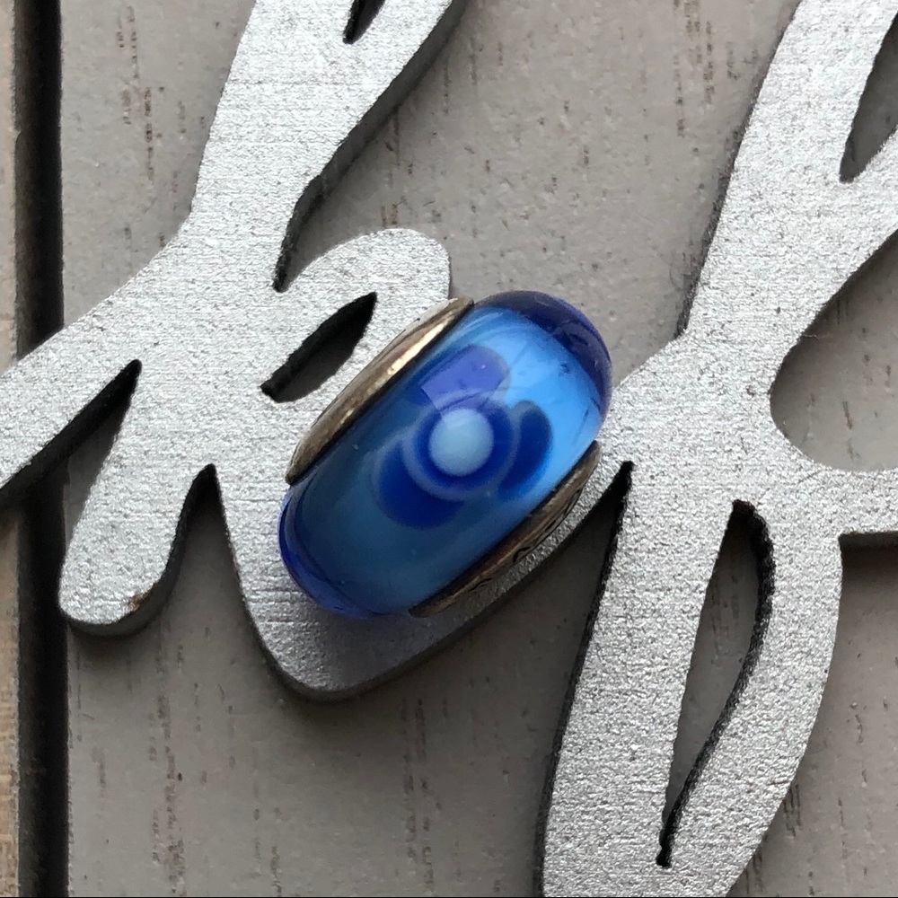Authentic Pandora Charm - Picture 5 of 5